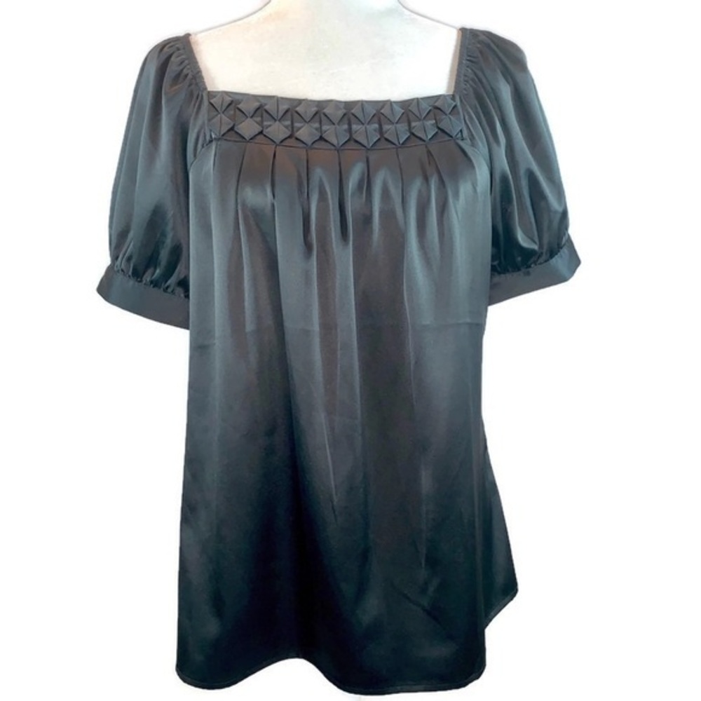Bob Mackie Studio sz M black short puff sleeve square neck pullover silky blouse